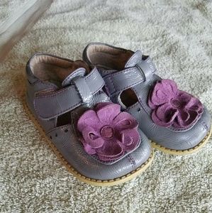 Livie and luca size 8